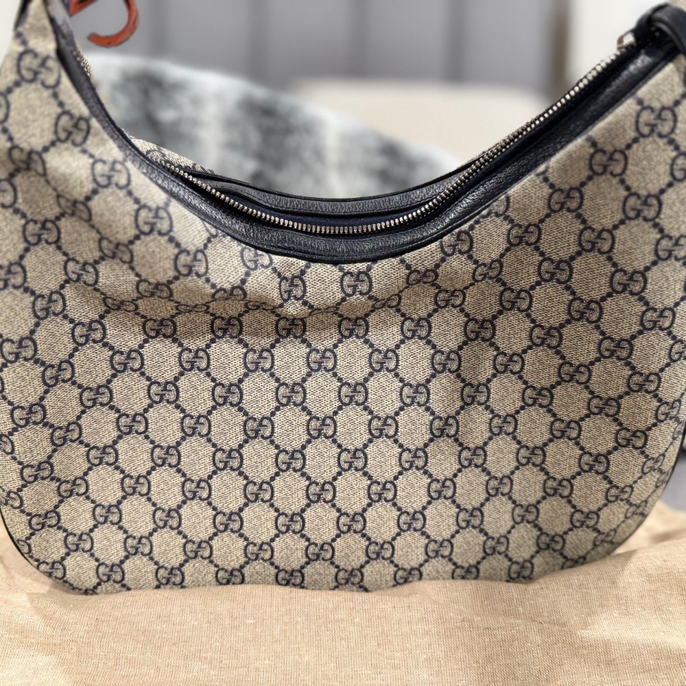 Gucci Beige and Black Women's Bag
